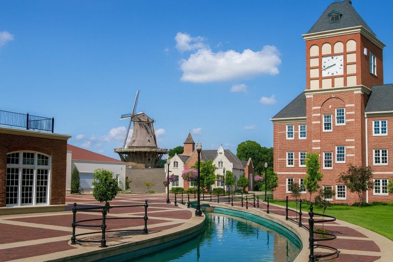 Local Concrete Porch Repair in Pella, IA