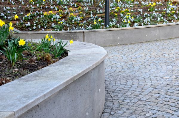 Concrete Retaining Wall Repair Service